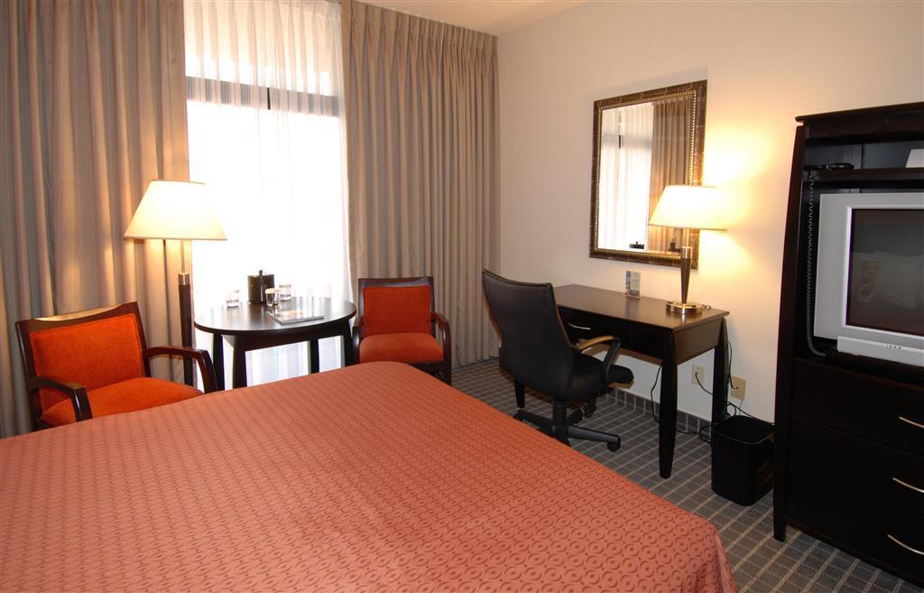 Oakland Airport Executive Hotel Exterior photo