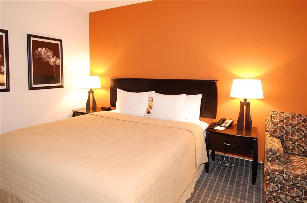 Oakland Airport Executive Hotel Exterior photo