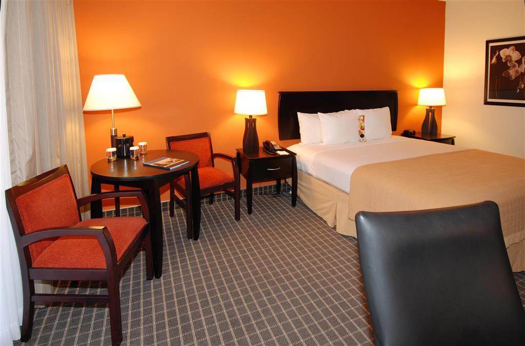 Oakland Airport Executive Hotel Exterior photo